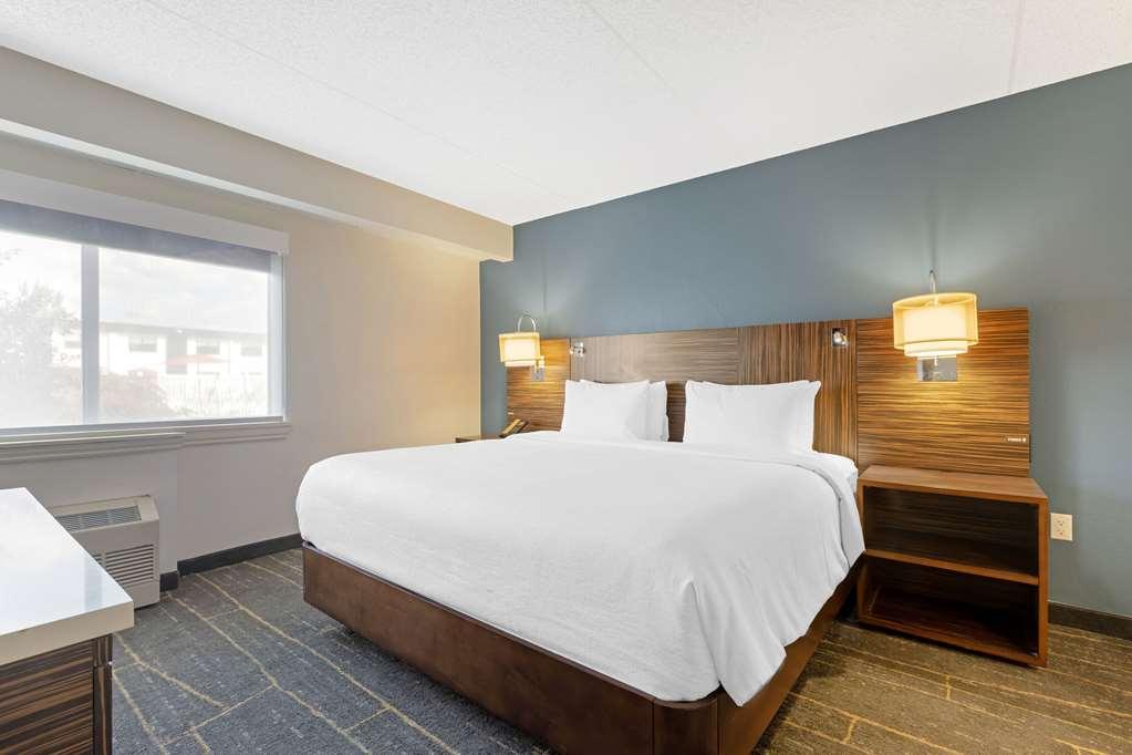 The Lux Hotel & Conference Center, Ascend Hotel Collection Waterloo Room photo
