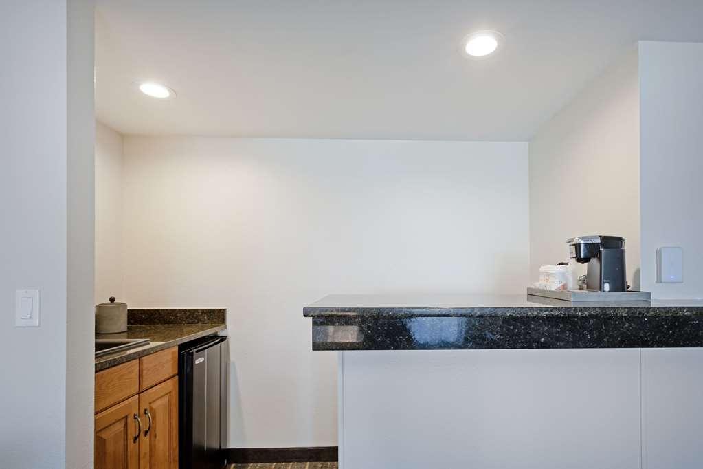 The Lux Hotel & Conference Center, Ascend Hotel Collection Waterloo Room photo