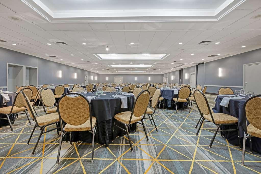 The Lux Hotel & Conference Center, Ascend Hotel Collection Waterloo Facilities photo