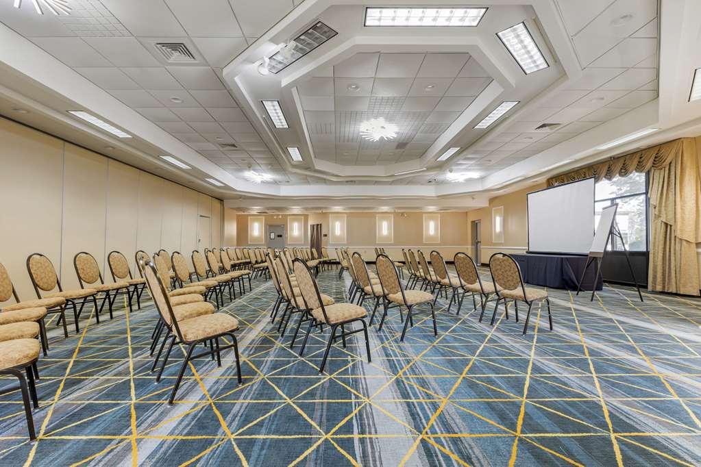 The Lux Hotel & Conference Center, Ascend Hotel Collection Waterloo Facilities photo